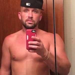 Meet your Posher, Nicholas